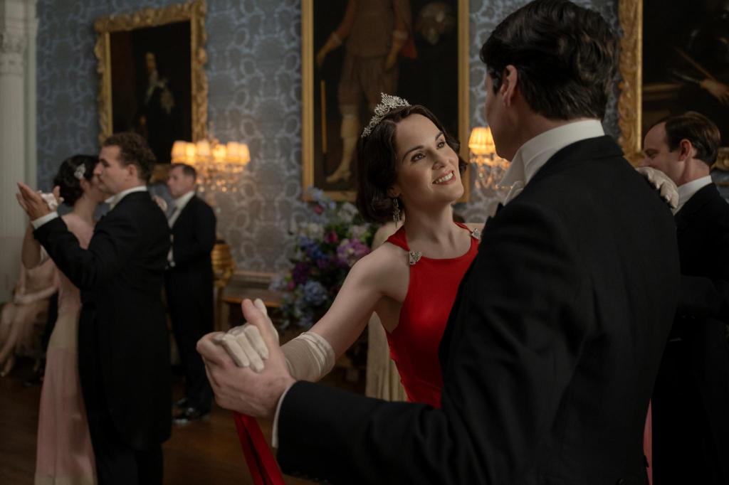 Downton Abbey: The Grand Finale Filming Locations You Can Visit 